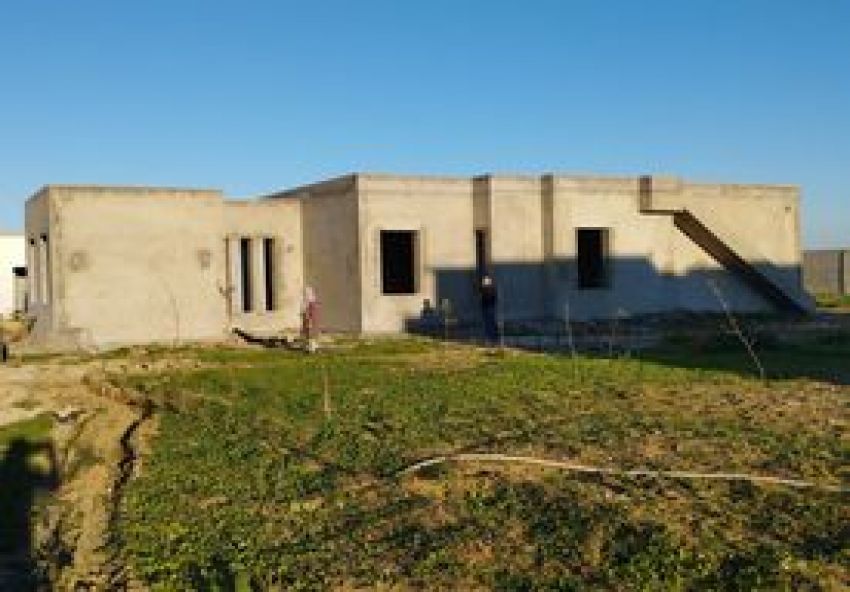 Villa inachevée a cidi Thabet “chorfech 2 »