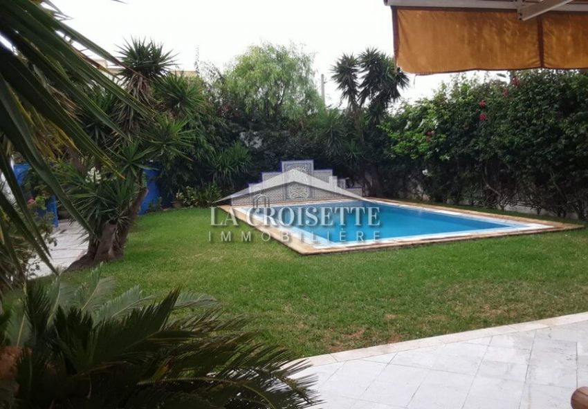 Une villa en S+6 meublé avec piscine à la Marsa MVL0423