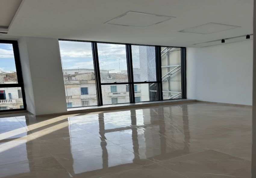 Immeuble neuf 3400 m² au centre de tunis