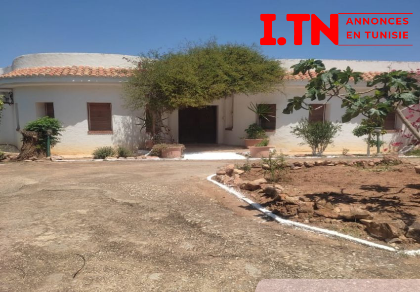 Ferme avec 2 Villas à Sidi Thabet 3M809