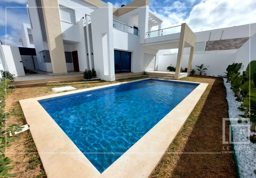 A vendre une villa s+4 avec piscine 29633293
