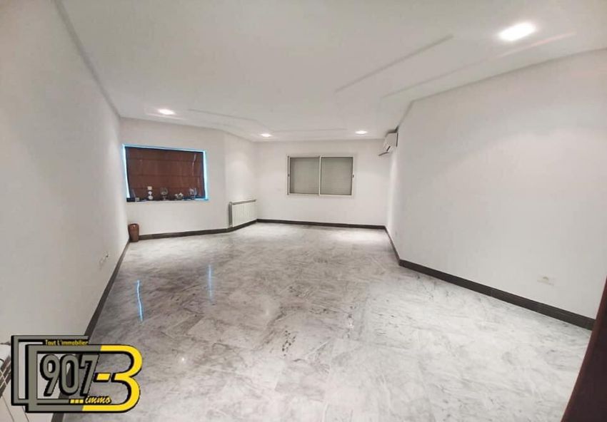 A Louer : Un appartement S+3 spacieux  de haut standing à Menzah 9C