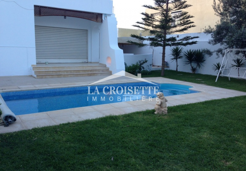 Villa S+3 avec piscine à La Marsa - MVL1496
