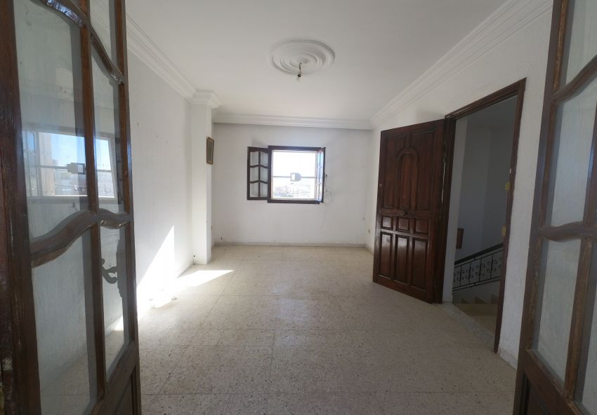 étage d e villa à louer à sahloul 3 zone el' amad