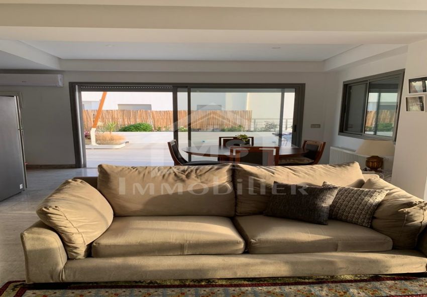 Bel appartement meublé avec terrasse vue de mer à vendre 51355351