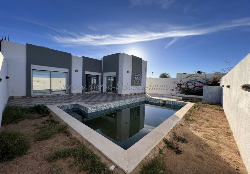 Une belle villa avec piscine à vendre 📍à Houmt Souk - Djerba