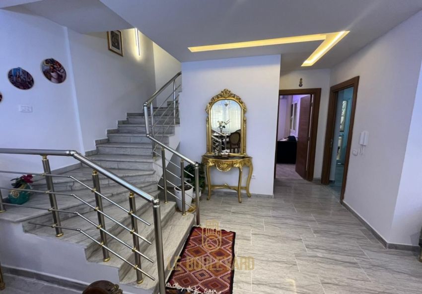 A vendre villa duplex S+4 à Mrezga, Hammamet