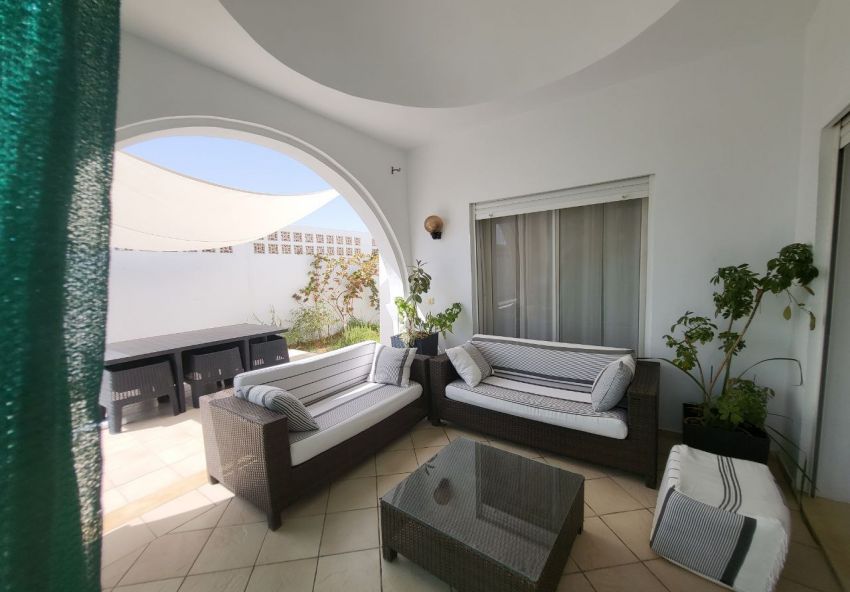 A Vendre Villa avec piscine Vue sur la mer à Djerba