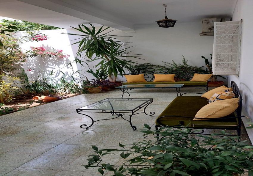 Un RDC avec jardin et meublé à la corniche Hammamet