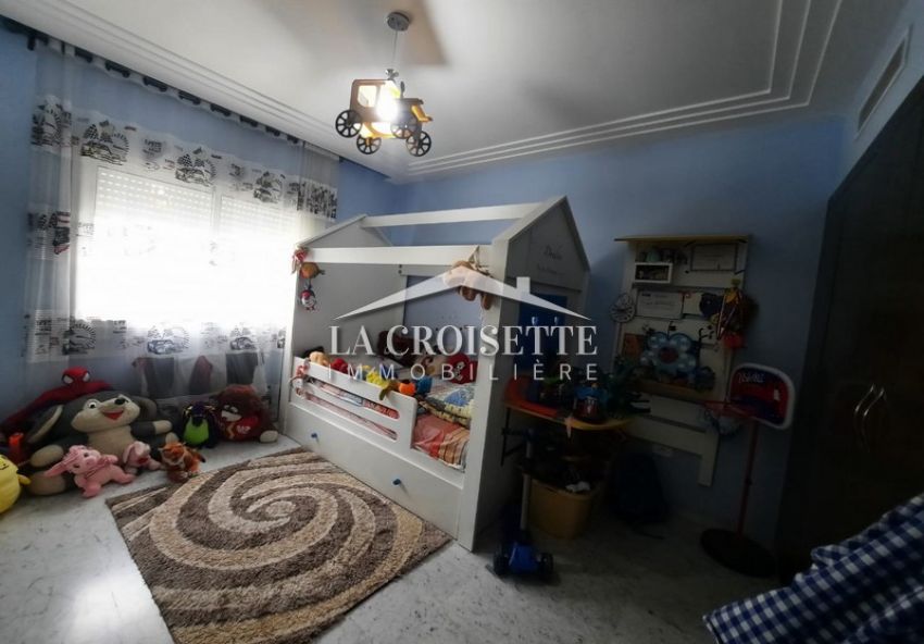 Appartement S+4 à Ain Zaghouan Nord MAV1598