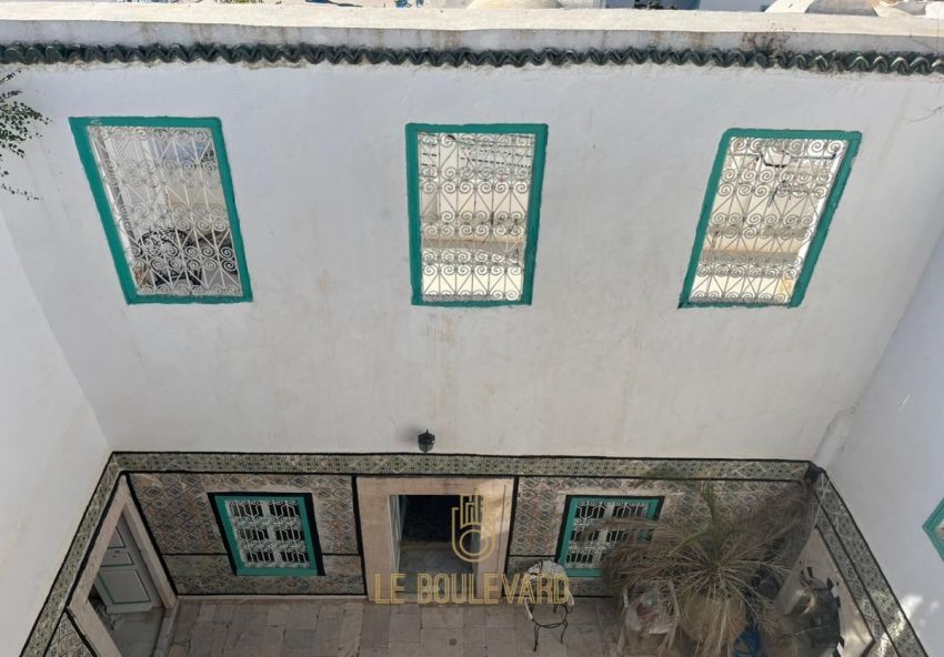 A Vendre Maison Style Arabesque S+3 Située à Sidi Bou Saïd