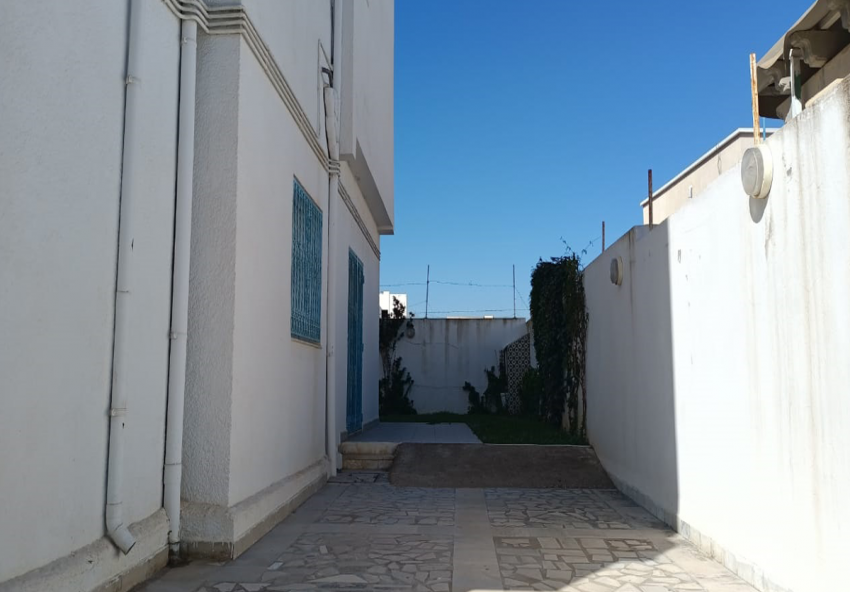 SCOOP IMMOBILIER : Appartement S+3 à vendre à Hammamet à AFH 2 El Mrezga