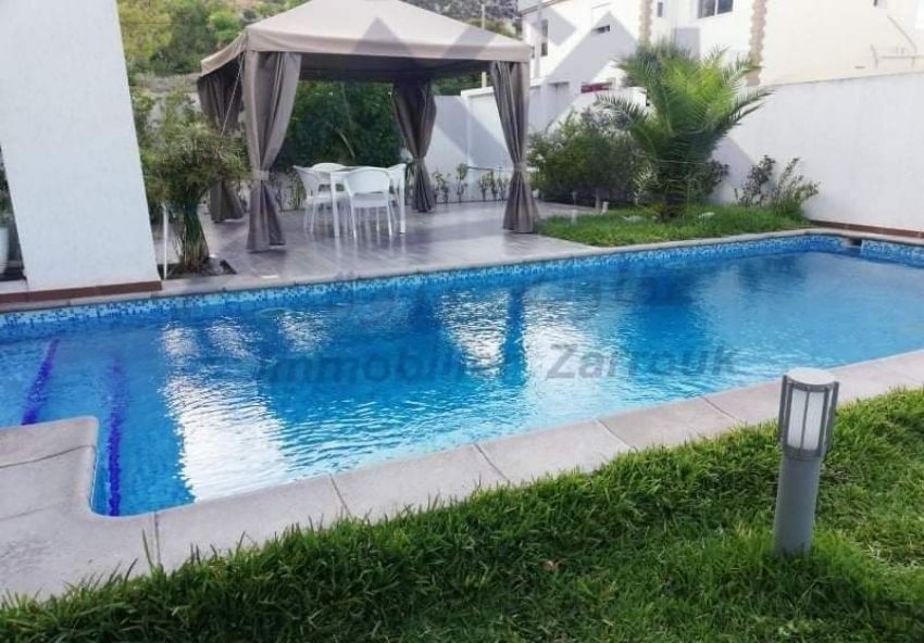 A louer a Boukhris Villa avec piscine