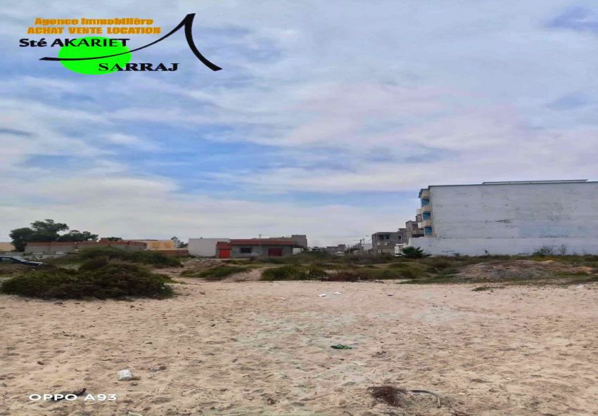 #A VENDRE #Terrain [#292M²] #Pieds dans l'eau #Sidi Abdelhamid