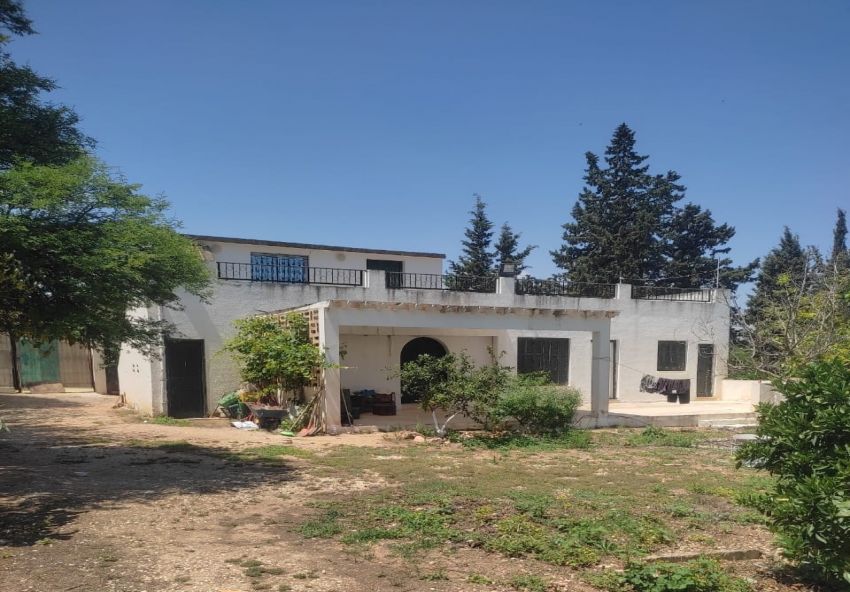 Ferme avec 2 Villas à Sidi Thabet 3M809