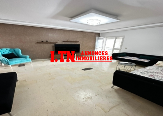 A vendre  S2 avec place parking sous sol