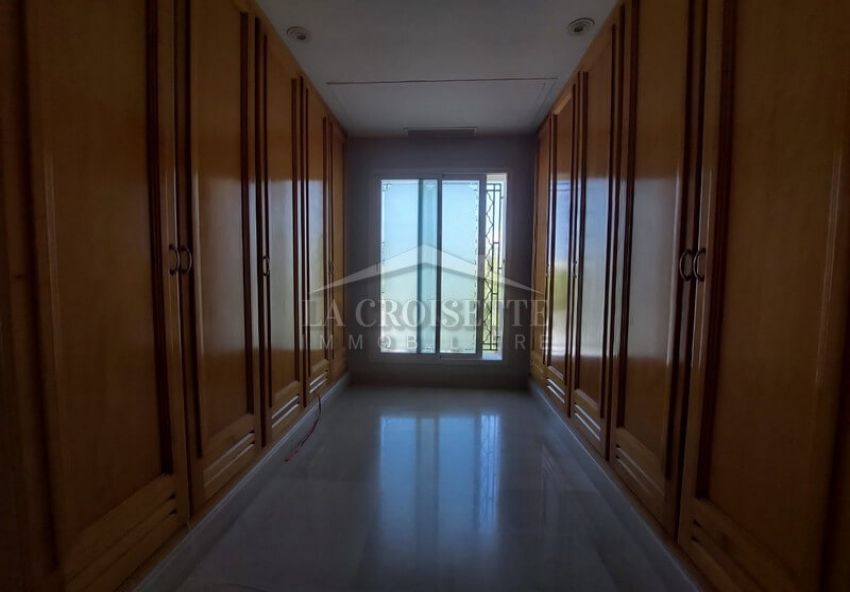 villa s+4 avec piscine Aux Berges Du Lac 2 MVL1218
