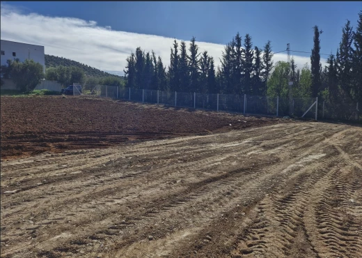 terrain à À Vendre à ARIANA - Lots de terrain de 1000 m situés