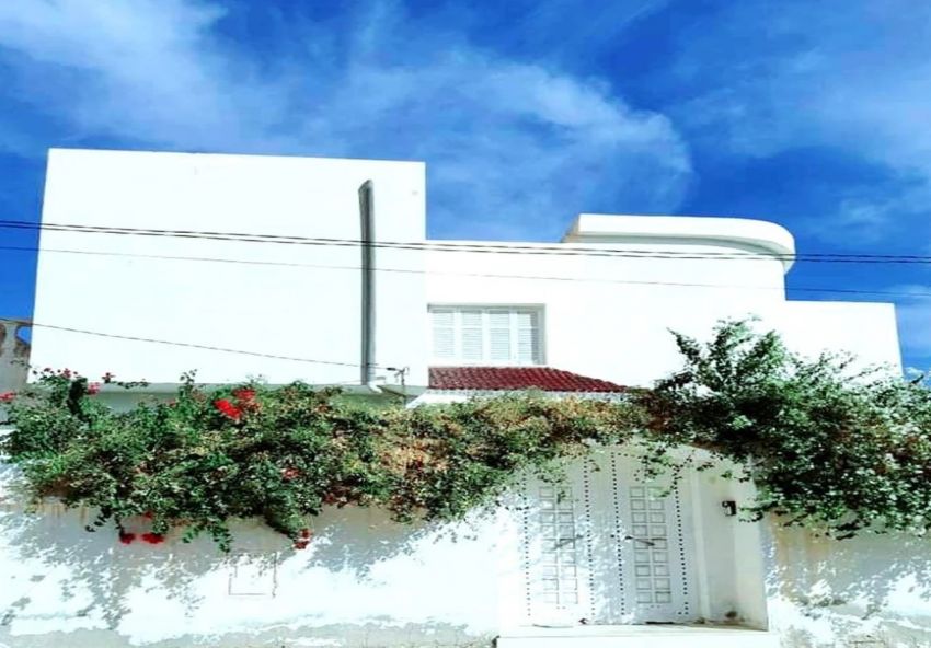 villa à À Vendre à TOZEUR - A vendre une belle Villa a Tozeur