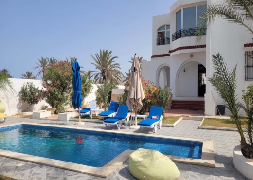 VILLA MEUBLÉE AVEC PISCINE-DJERBA