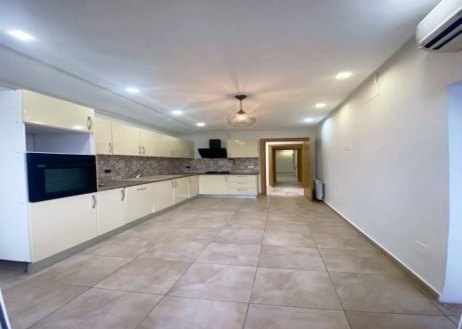 A VENDRE APPARTEMENT S+3 SFAX