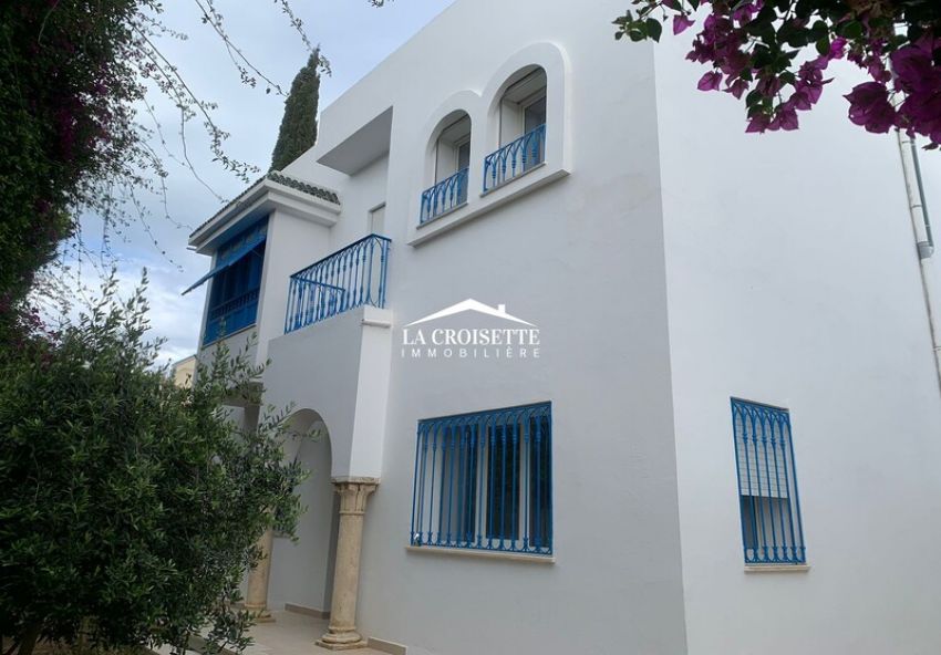 Villa S+5 à La Marsa ZVL1541