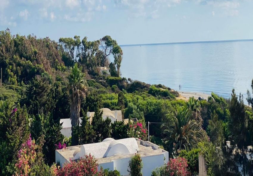 terrain à À Vendre à NABEUL - Un terrain avec une magnifique vue sur mer
