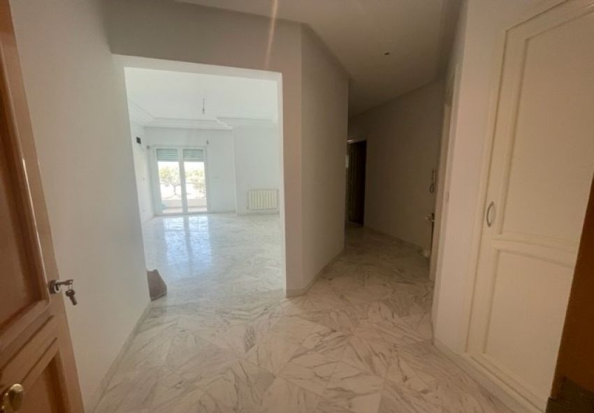 Appart S+2 Luxueux à Vendre aux Jardins d'El Menzah2