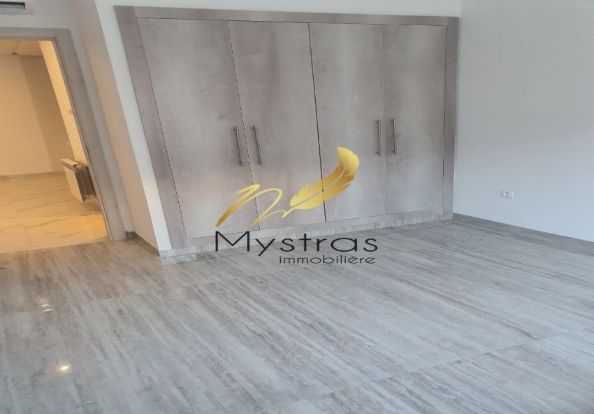 Location d’un appartement S+1 à ennasr2