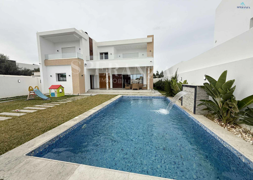 Location Villa Kayna S+4