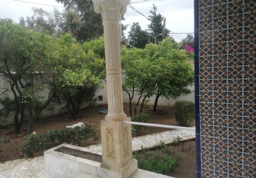 villa  La Soukra  Ain Zaghouan  S4 angle 2 Rue