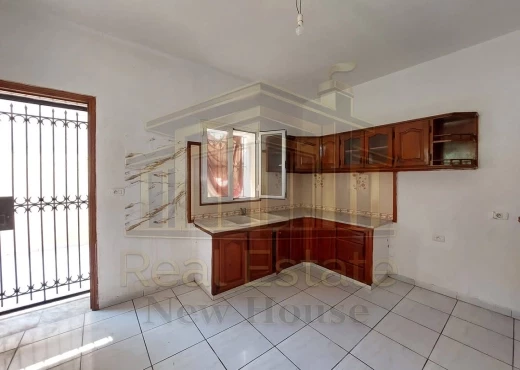 Étage de villa à À Louer à BIZERTE - A louer étage de villa à