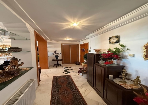 📍 ENNASER 1 : APPARTEMENT S+3 A V