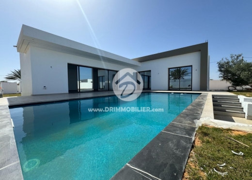 Villa avec piscine, plain-pied