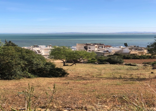 terrain à À Vendre à BIZERTE - Terrain de 250m² avec vue sur mer