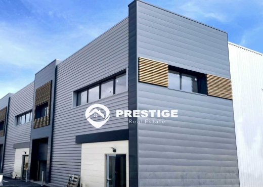 A vendre un entrepôt