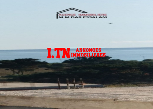 maison style américain près de mer