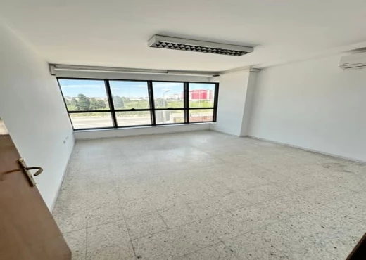 bureau à À Louer à TUNIS - a louer un bureau H+4  a montplaisir