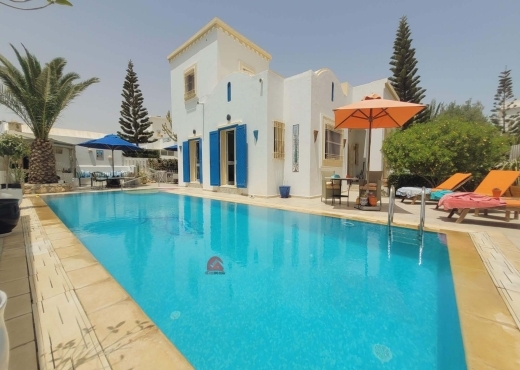 BELLE VILLA AVEC PISCINE A DJERBA