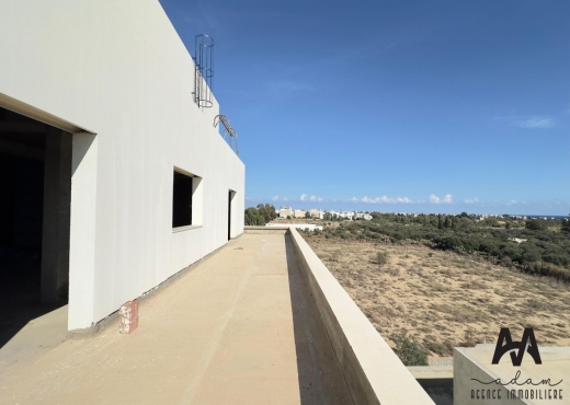 À LOUER — IMMEUBLE R+4