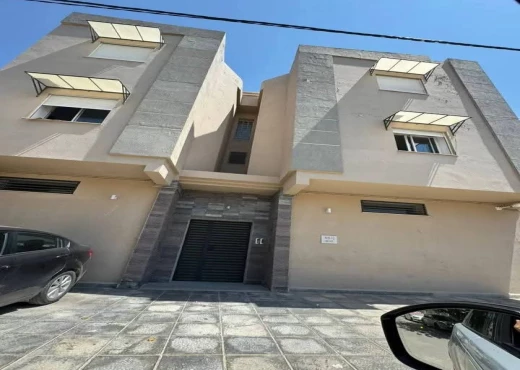 Appartement à À Louer à ARIANA - À Louer Appart S3 Enkilette Ariana