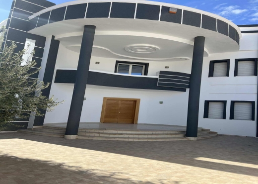 villa à À Vendre à GAFSA - Villa haut standing