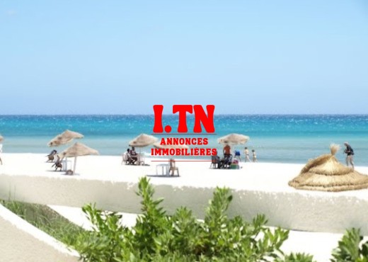 UN TERRAIN  COTE KELIBIA