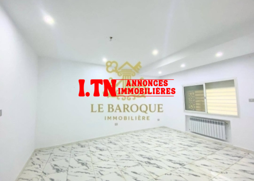 Rez-de-chaussée avec entrée indépendante