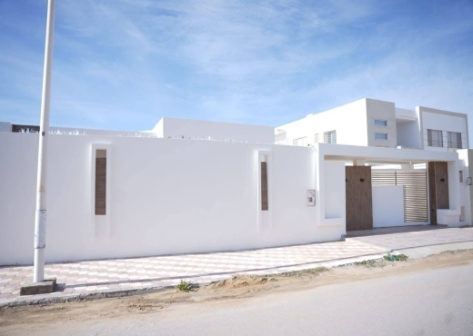 A Vendre Villa S+3 a Gremda Sfax
