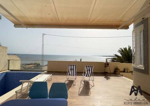 Villa S+4 vue de mer à Beni khiar,