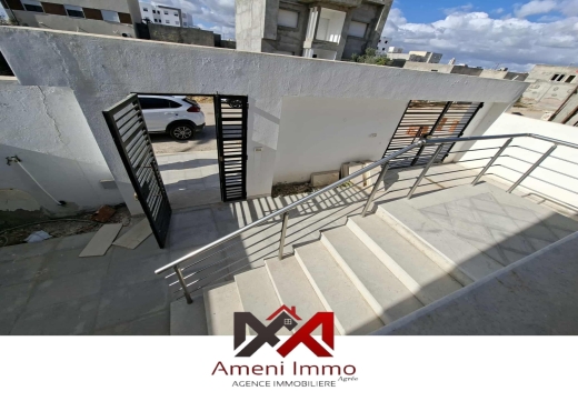 villa s+3 à Cité EL hidhab