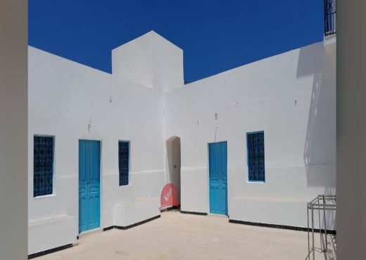 HOUCH TYPIQUE À HOUMT SOUK DJERBA