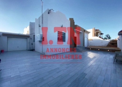 A VENDRE VILLA BOUZEYENE SFAX
