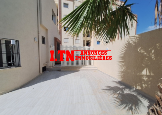 Triplex d'Exception à Ariana Cité